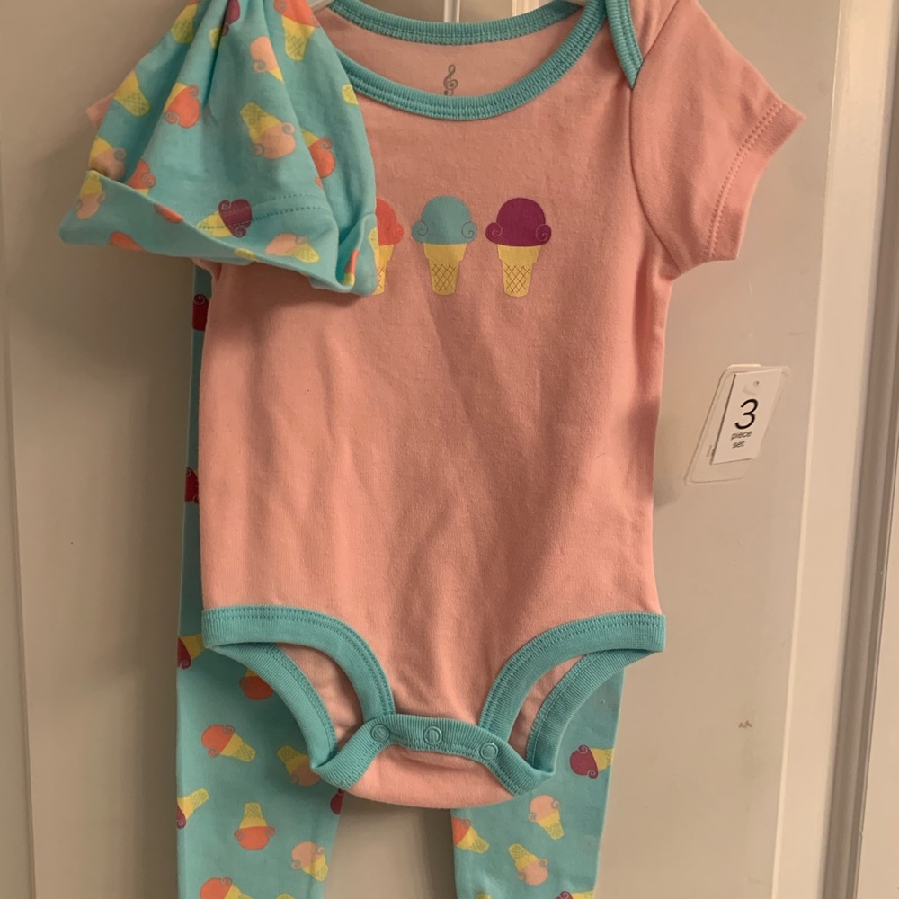 NWT-Infant Girls Lullaby 3-Piece Bodysuit & Leggings Outfit